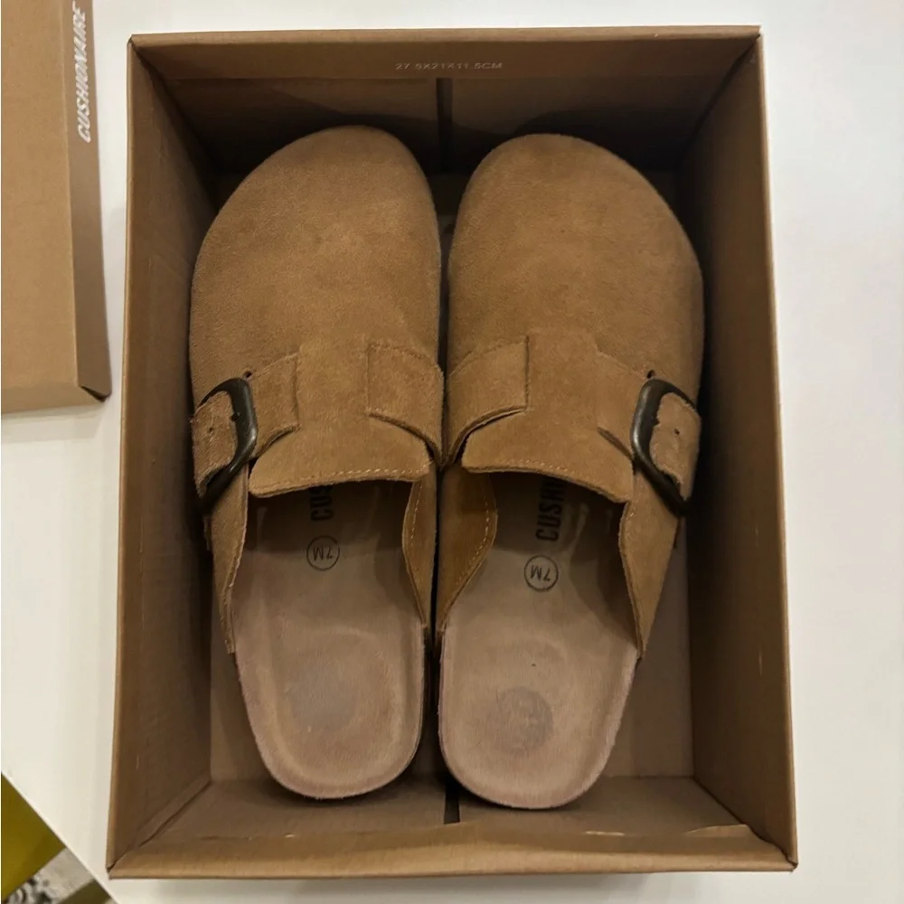 Women's Suede Platform Clog - Brown